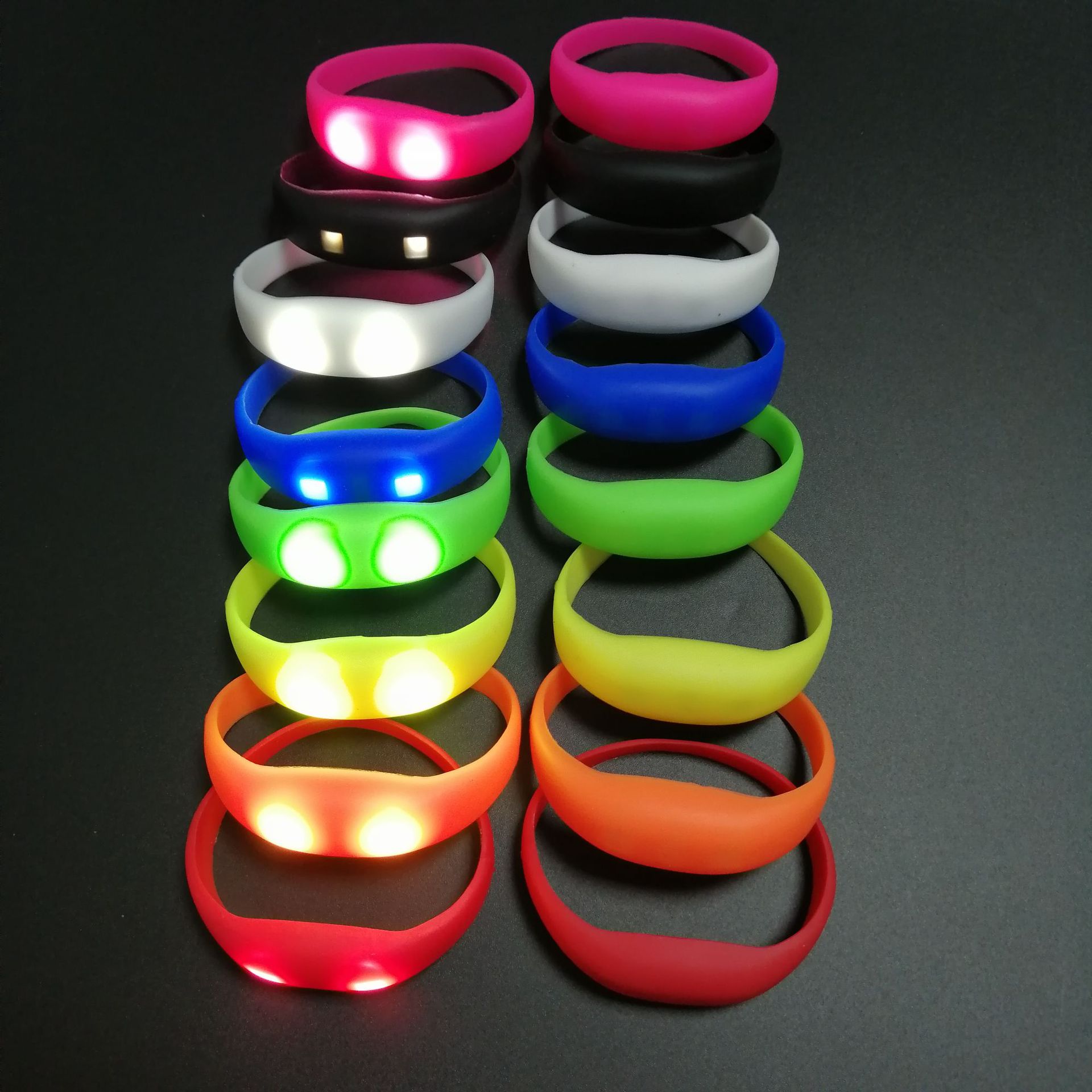 Festival Party Decor Custom LOGO Promotional Concert LED Silicone Wristband
