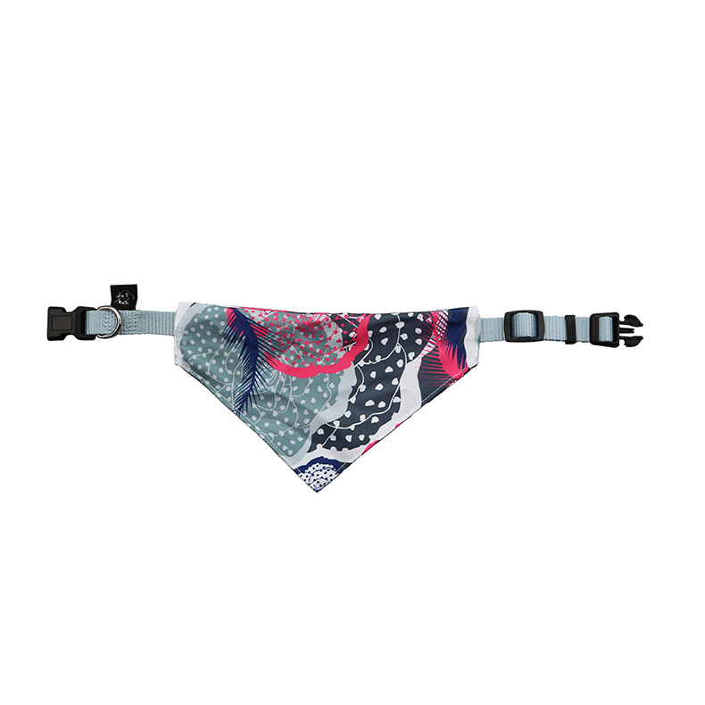Wholesale Polyester Pet Scarf and Bandana with Collar Winter Summer Animal Print Pet Clothes Accessories for Cats Hallowee