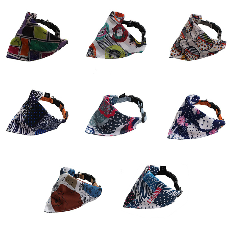 Wholesale Polyester Pet Scarf and Bandana with Collar Winter Summer Animal Print Pet Clothes Accessories for Cats Hallowee