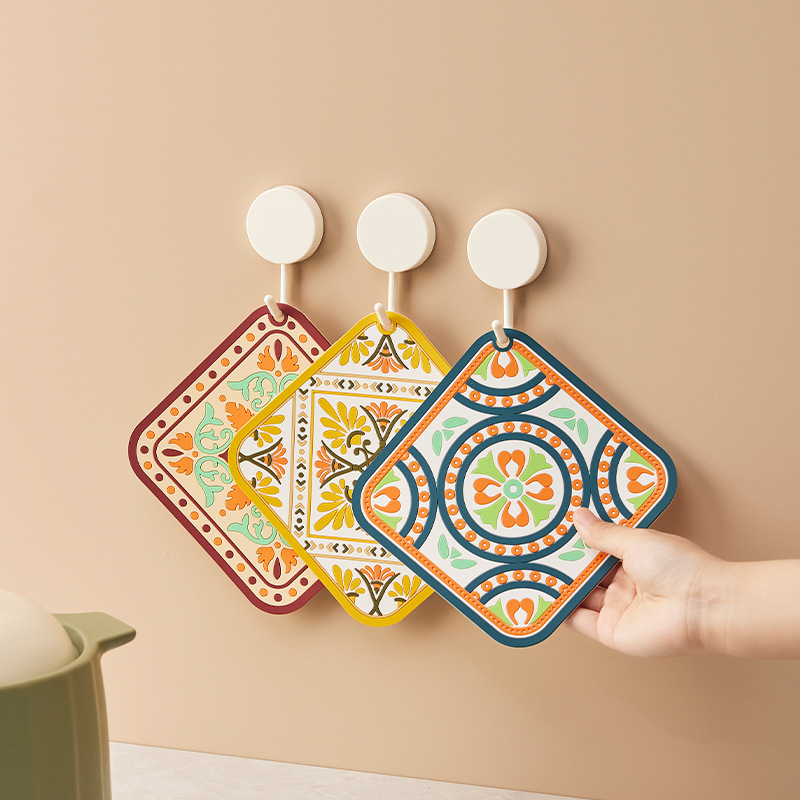 Pastoral Pattern Waterproof Promotional Tableware Mats Non-slip for Dining Table