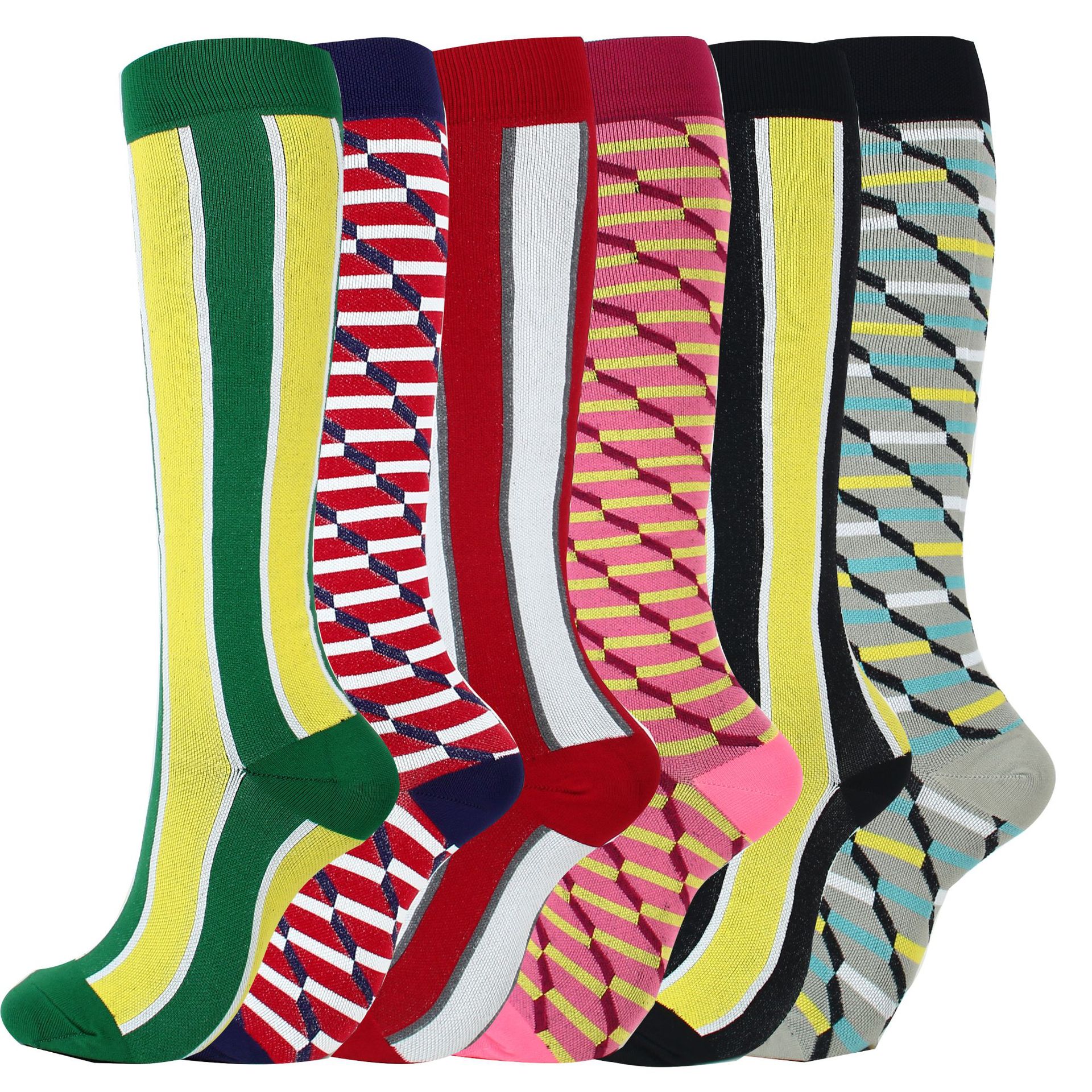 Fashionable Outfit Pop Art Christmas Breathable Promotional Custom Cotton Socks Mid-calf Socks