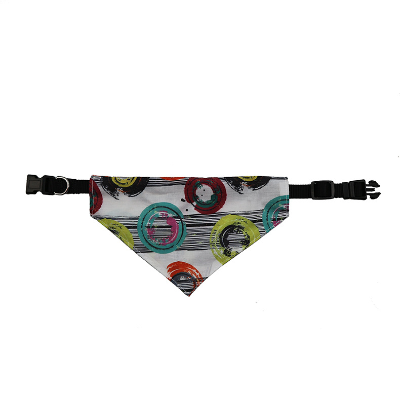 Wholesale Polyester Pet Scarf and Bandana with Collar Winter Summer Animal Print Pet Clothes Accessories for Cats Hallowee