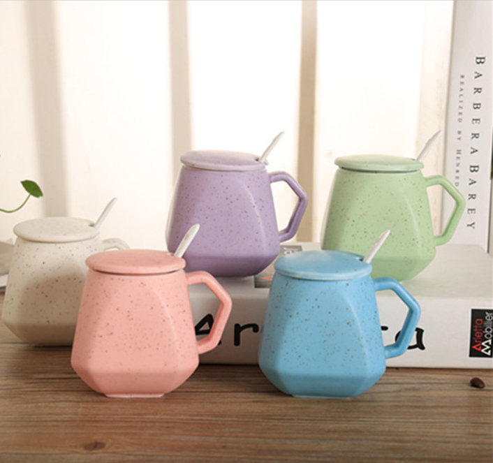 Wholesale Coffe Promotional Gift Custom Ceramic Cup Set with Covers&spoon
